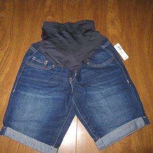 Old Navy Maternity Size 2 Blue Shorts NWT